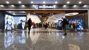 ShopGallery in an airport environment